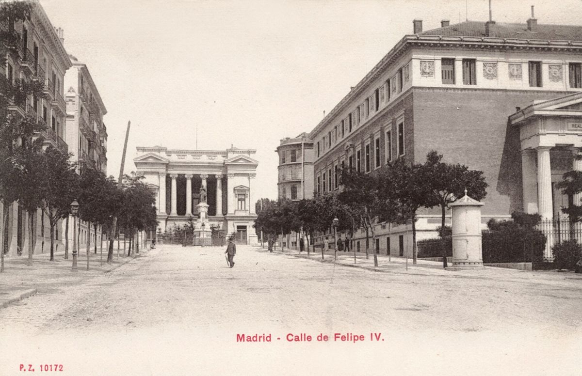Fachada de la sede de la Real Academia Española en Madrid