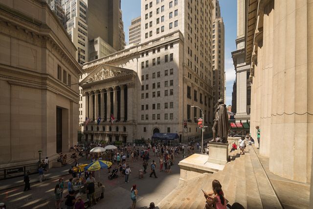 Fachada de la Bolsa de Nueva York, en Wall Street
