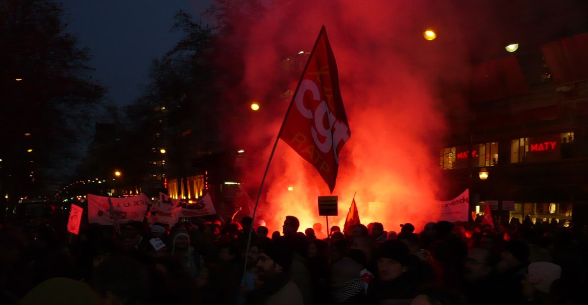 Manifestación sindical en una calle de París