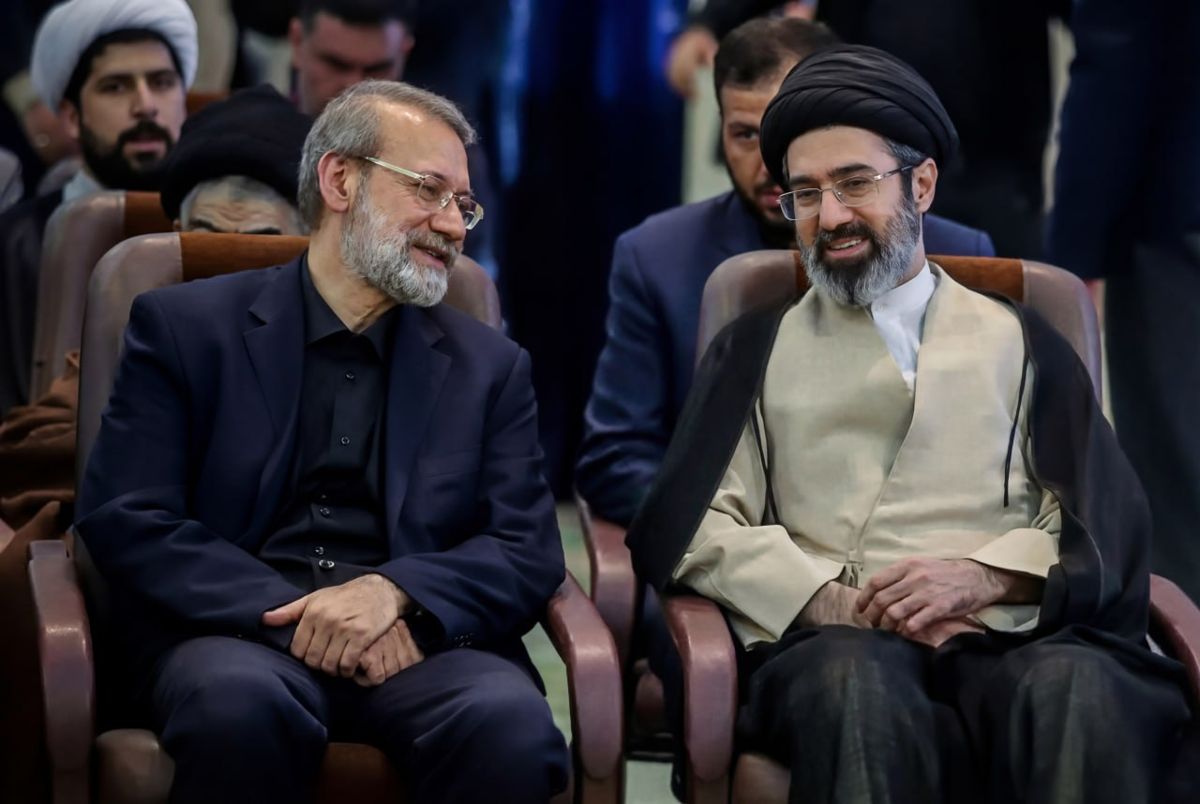 Retrato de Mojtaba Jamenei, líder supremo de Irán