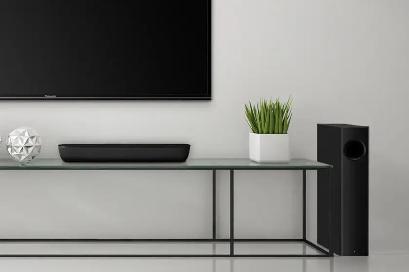 A precio de liquidación en El Corte Inglés esta barra de sonido Panasonic: incluye subwoofer inalámbrico y cuesta 99,99 euros