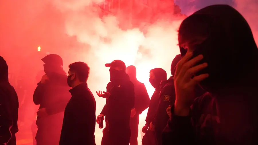 Los disturbios de Barcelona vuelven a poner en entredicho a los Mossos