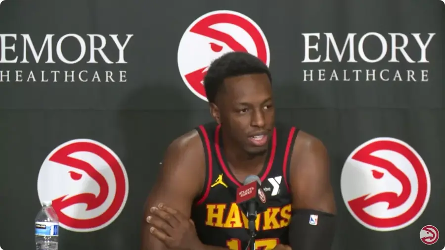 Hawks survive Cavs to snap skid 114-111