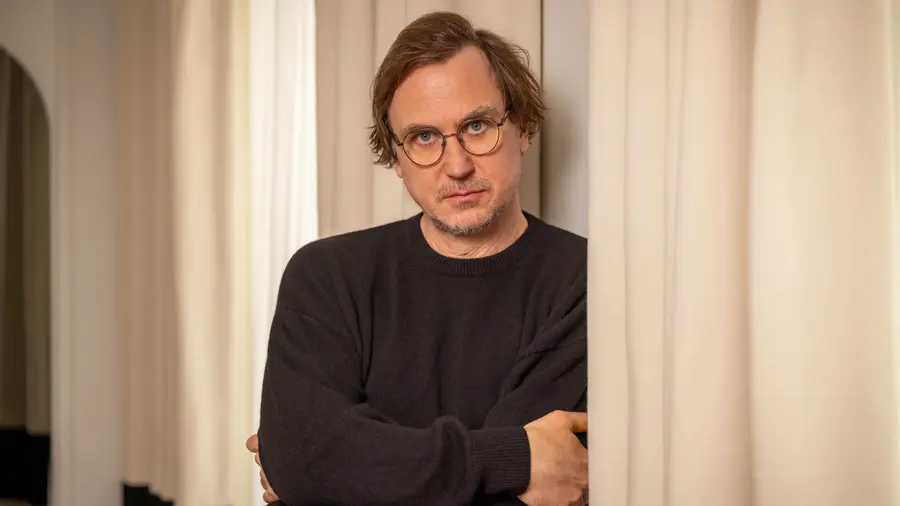 « Le rôle de Klaus Barbie a contaminé mon subconscient » : l’acteur allemand Lars Eidinger se confie au Figaro sur son personnage dans Moulin