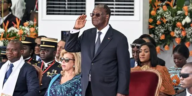Côte d’Ivoire : un an après la réélection d’Alassane Ouattara, une scène politique cadenassée