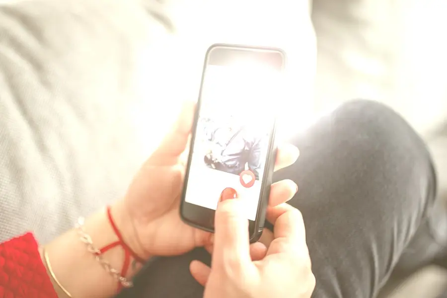 Ghosting : «Très vite, c’est plutôt la colère que la remise en question qui prend le dessus»