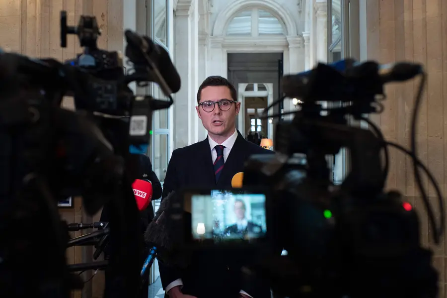 L’impossible commission d’enquête sur les événements du 17 octobre