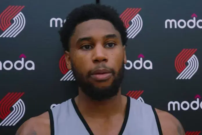 Clippers sign Blake Wesley to 10-day hardship contract