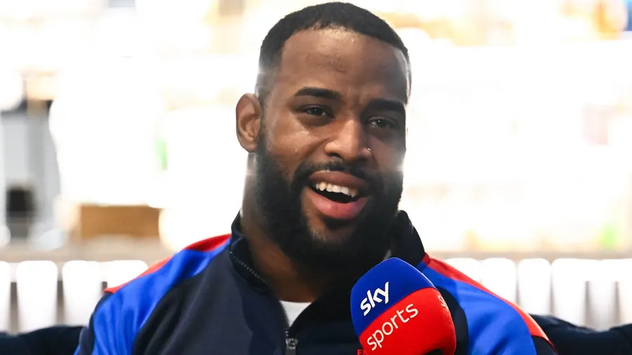 Rising star Domingos hopes to mastermind England's World Cup retention