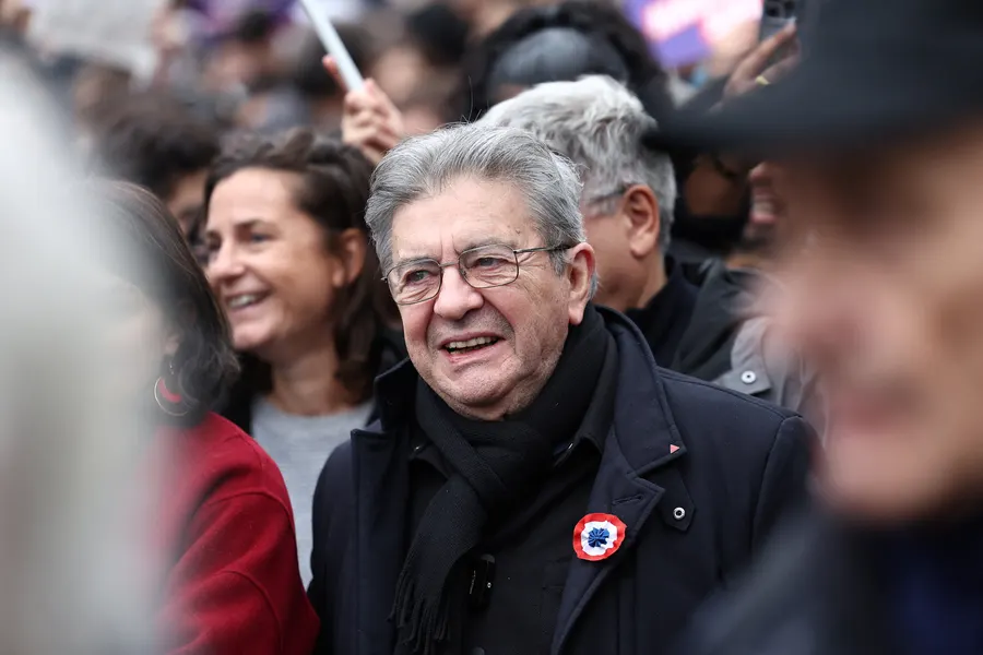 «Je vis très confortablement» : Mélenchon admet avoir une bonne retraite grâce à la capitalisation sans vouloir la «recommander à la société»